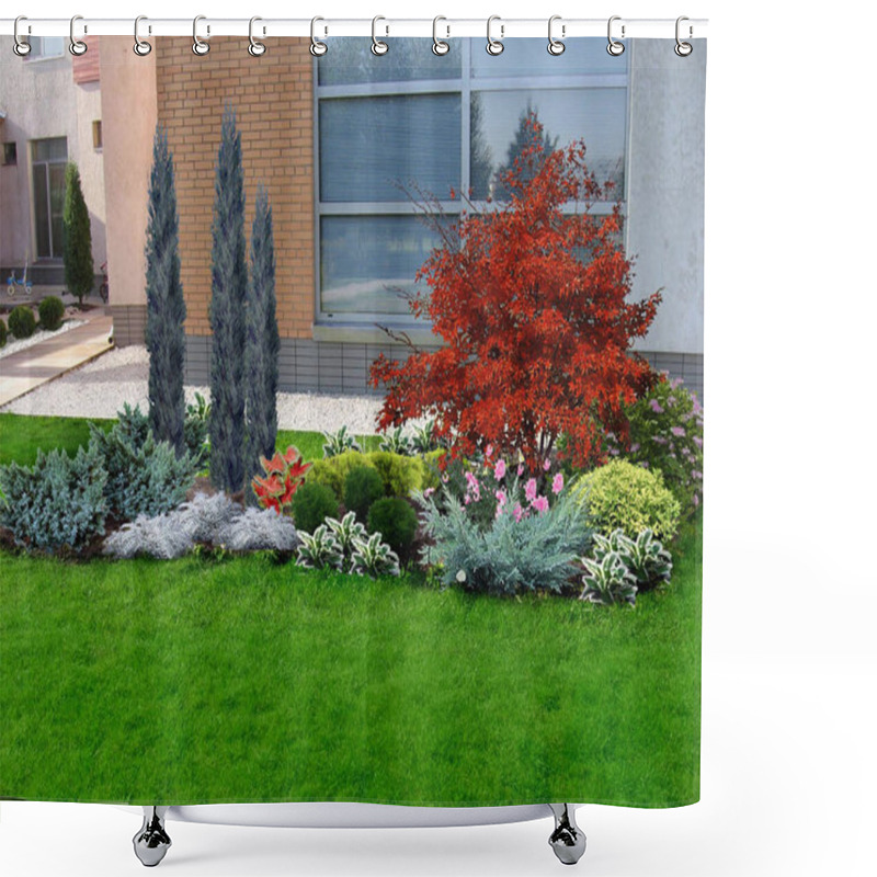 Personality  Nature Scene And Green Design Features 3D Illustration Shower Curtains