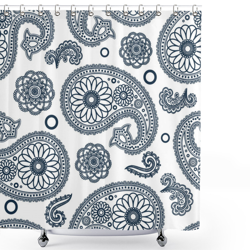 Personality  Seamless Pattern With Navy Blue Floral Traditional Indian Paisley Decoration On White Background Shower Curtains