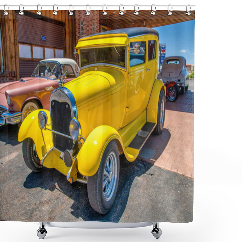 Personality  WILLIAMS, AZ - JUNE 29, 2018: Street Scene With Classic Cars In Front Of Souvenir Shops In Williams, One Of The Cities On The Famous Route 66 Shower Curtains