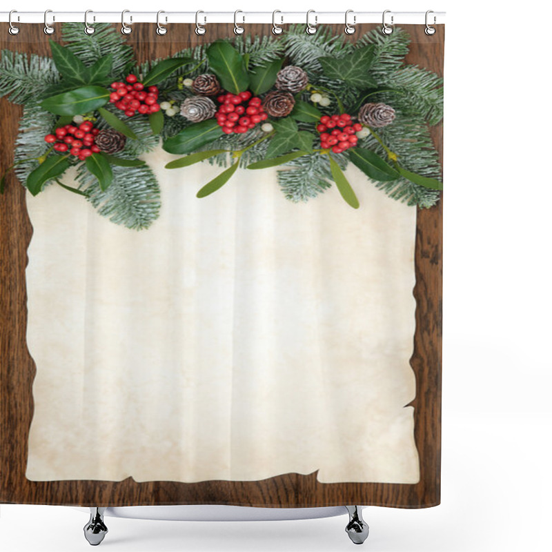 Personality  Traditional Winter And Christmas Background Border Shower Curtains