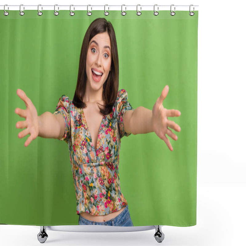 Personality  Photo Of Young Charming Kind Cute Woman Friendly Want Hugs With You Invite Her Company Welcome Isolated On Green Color Background. Shower Curtains