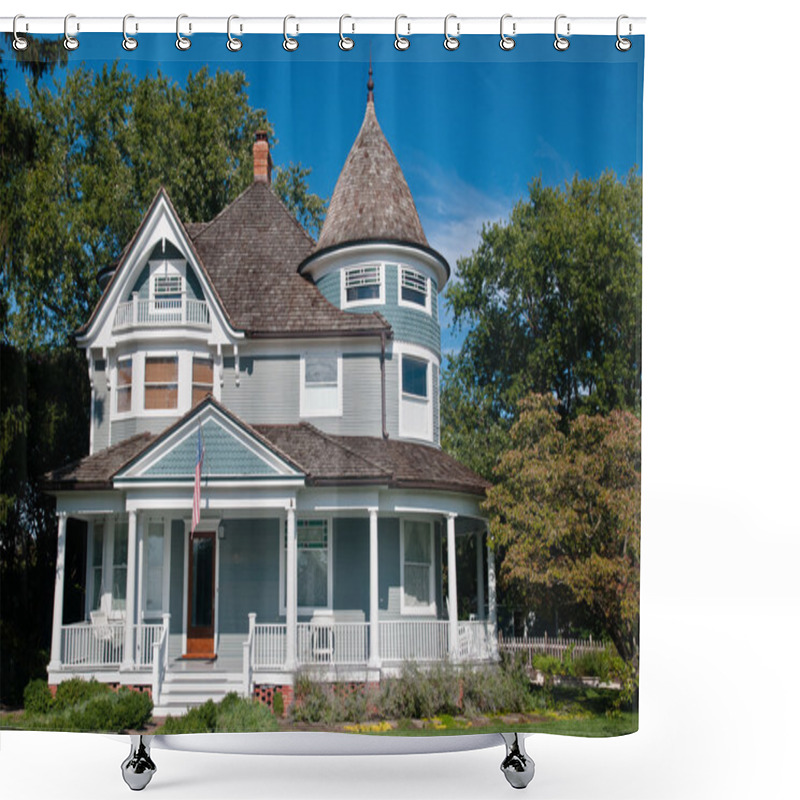 Personality  Victorian House Shower Curtains