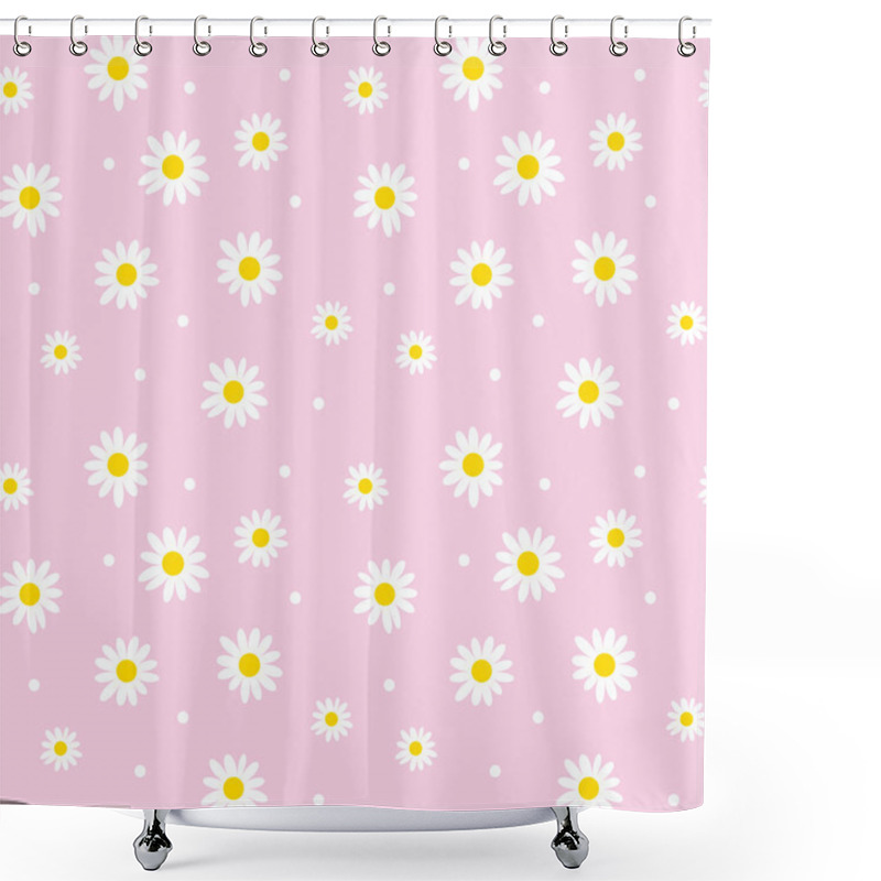 Personality  Daisy Cute Seamless Pattern. Floral Retro Style Simple Motif. Wh Shower Curtains