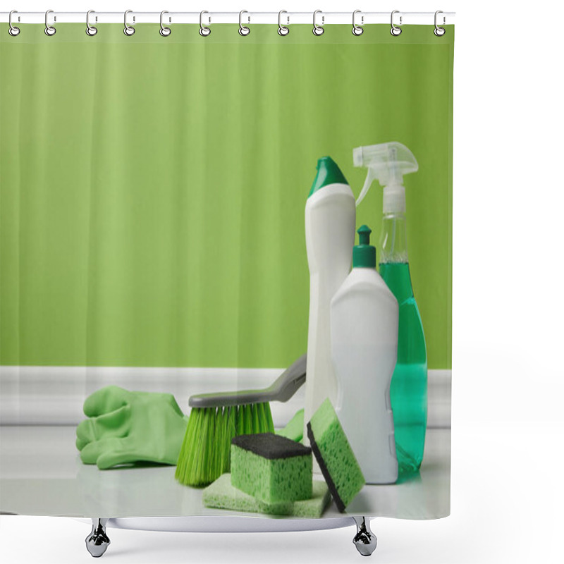 Personality  Cleaning Shower Curtains