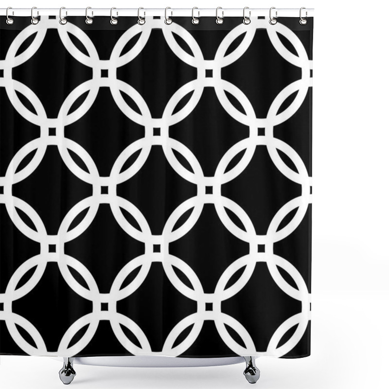 Personality  Interlocking Circles Abstract Pattern Shower Curtains