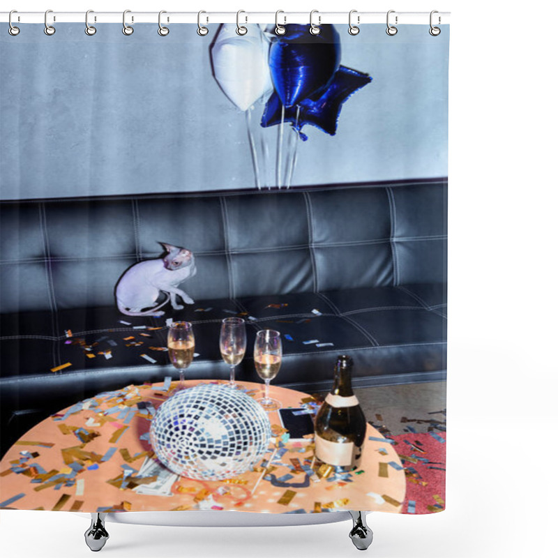 Personality  Cat Shower Curtains