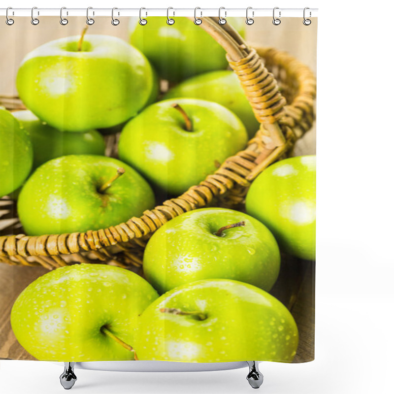 Personality  Organic Granny Smith Apples Shower Curtains