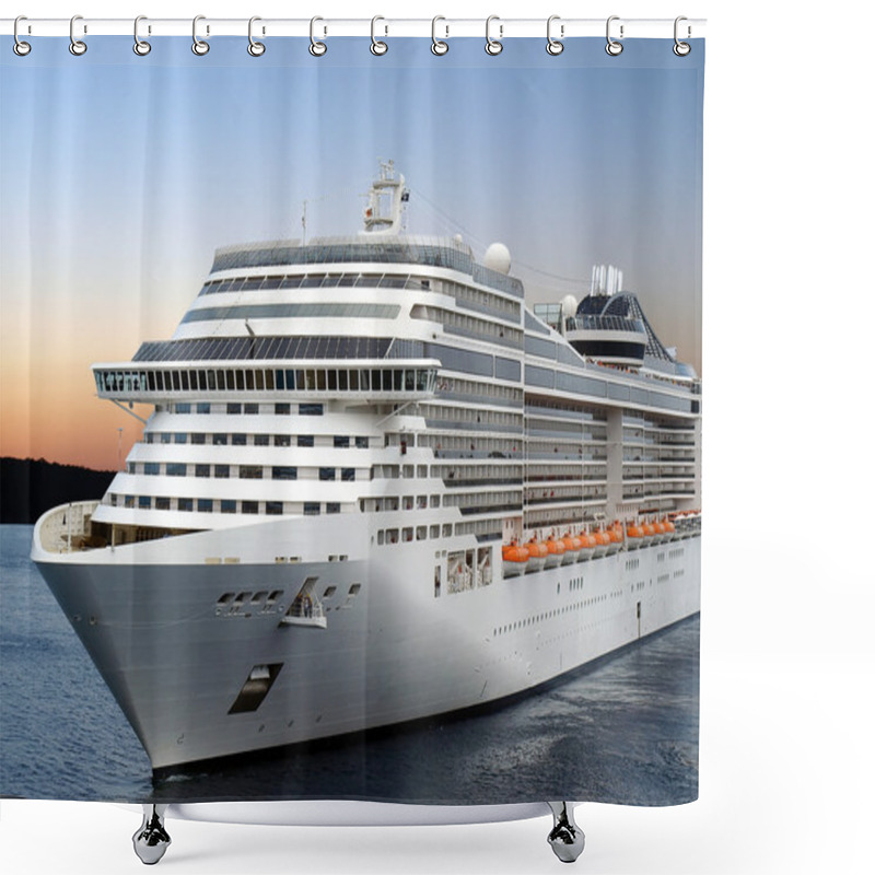 Personality  Cruise Ship. Shower Curtains