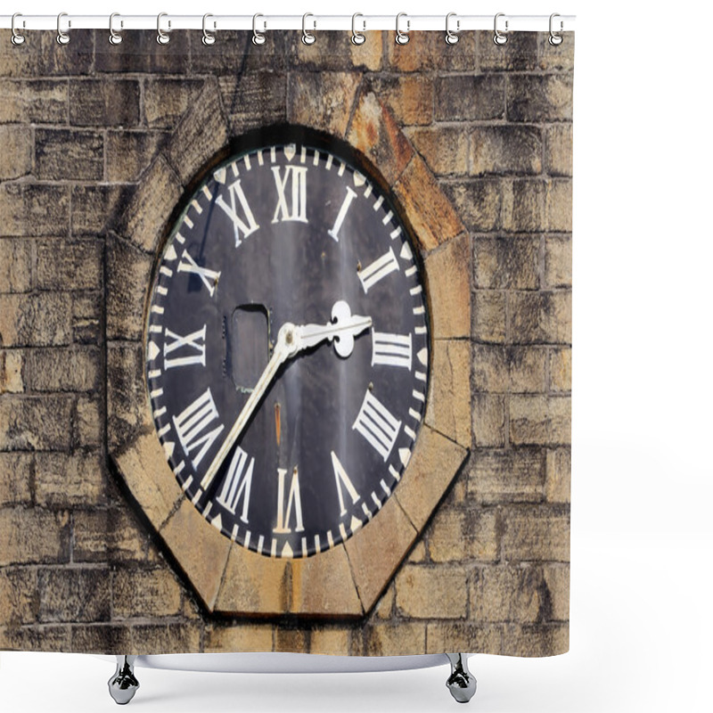 Personality  Old Clock Tower Shower Curtains