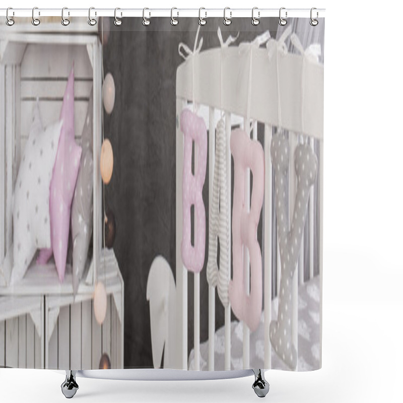 Personality  Cuddly Baby Room Decorations In Pastel Colous Shower Curtains