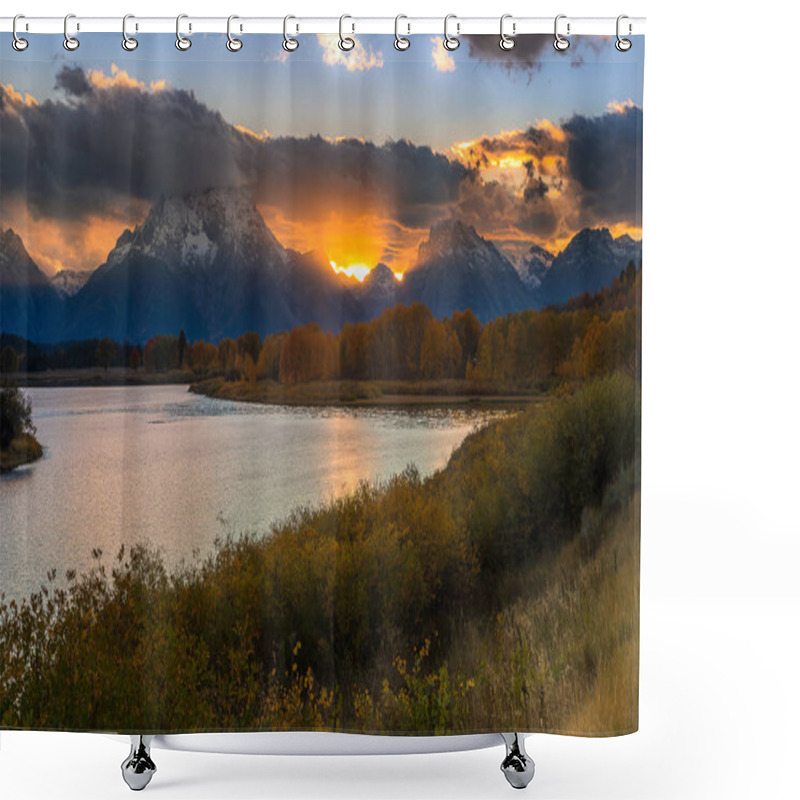 Personality  Oxbow Bend Point Shower Curtains