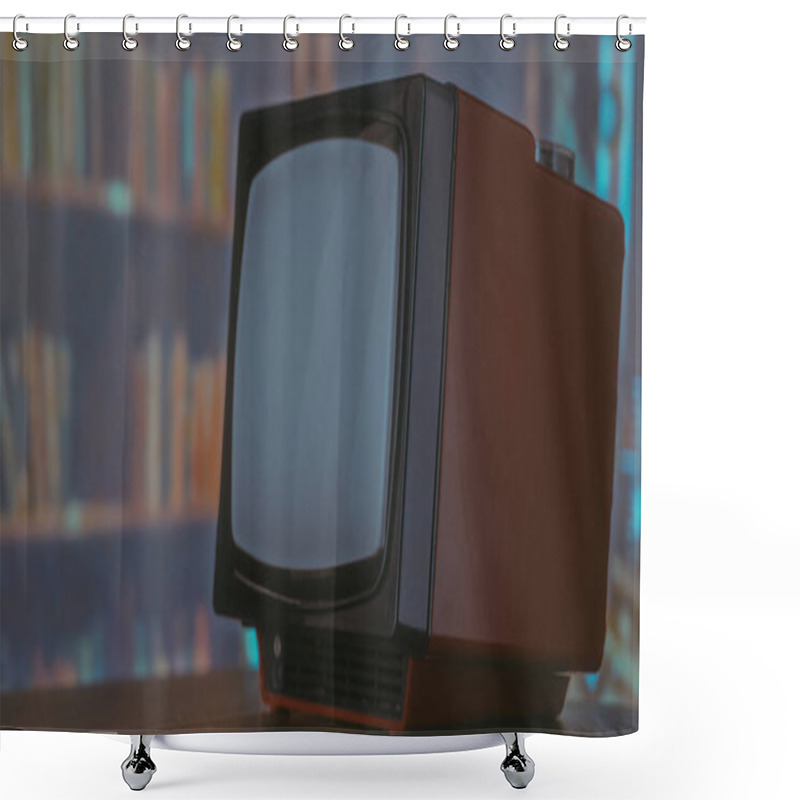 Personality  Retro Television Set In Front Of Bookshelf Shower Curtains