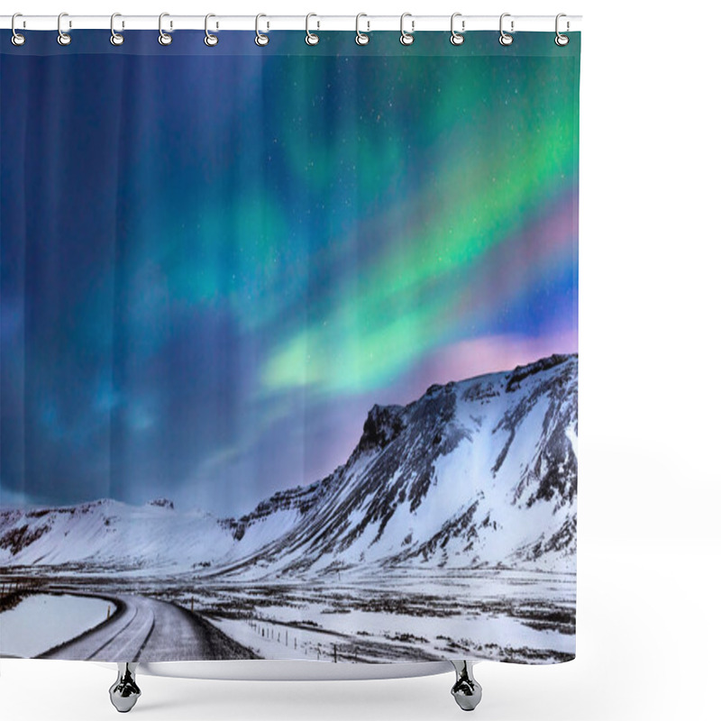 Personality  Beautiful Northern Lights Shower Curtains