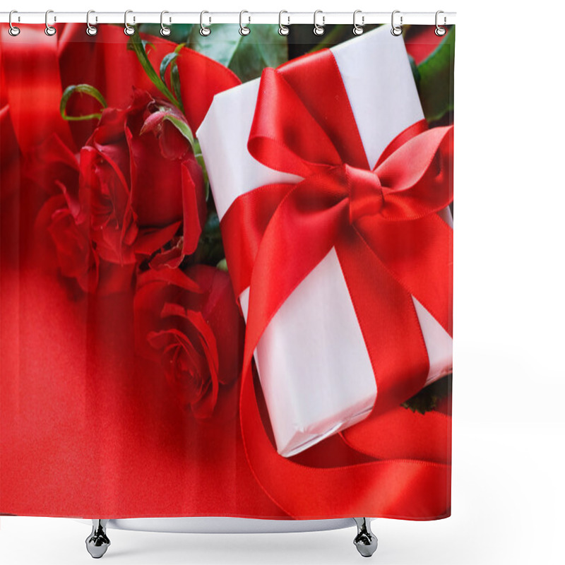 Personality  Roses And Gift Box. Wedding Present Shower Curtains