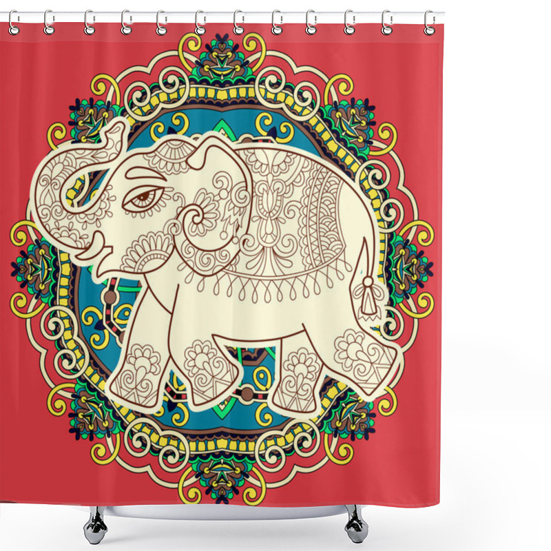 Personality  Ethnic Indian Elephant Pattern Drawing On Circle Floral Paisley Shower Curtains