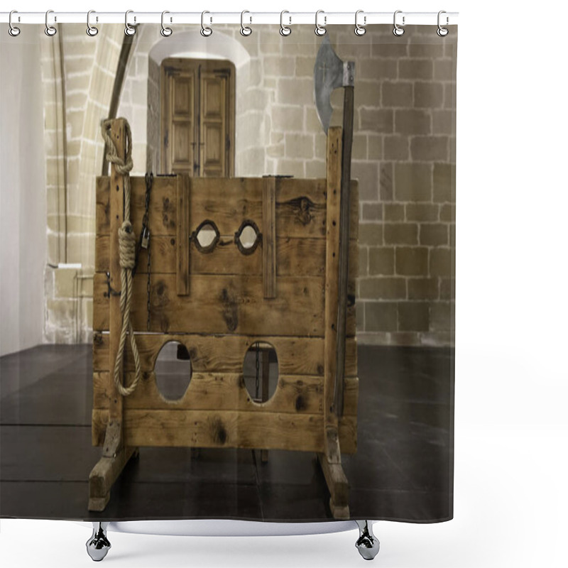 Personality  Medieval Instrument Of Torture Shower Curtains