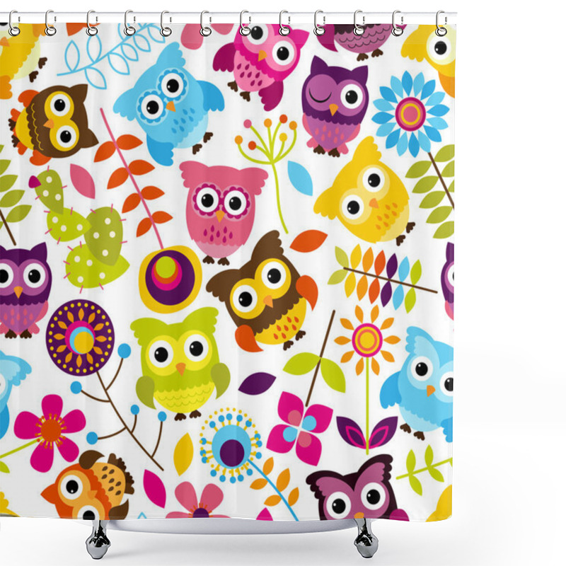 Personality  Seamless And Tileable Vector Owl Background Pattern Shower Curtains