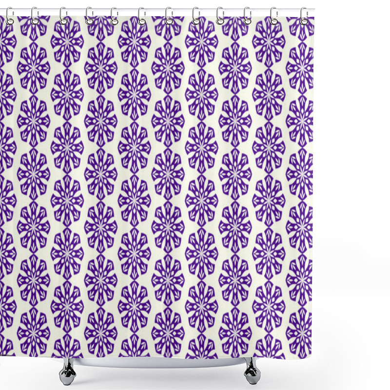 Personality  Purple Retro Flower And Leaves Pattern On Pastel Background Shower Curtains