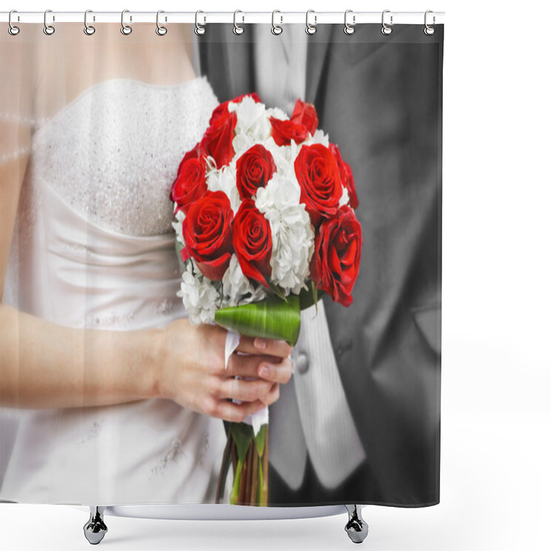 Personality  Bride And Groom With Bridal Bouquet Shower Curtains