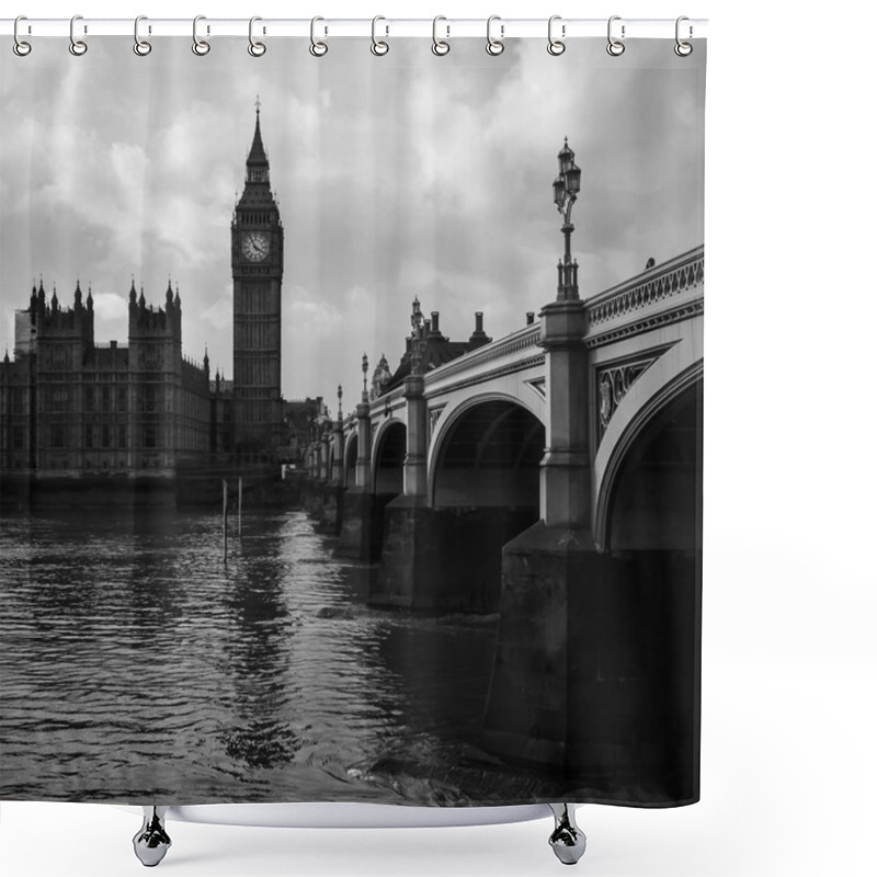 Personality  Black And White Picture Of Famous London Big Ben In England  Shower Curtains