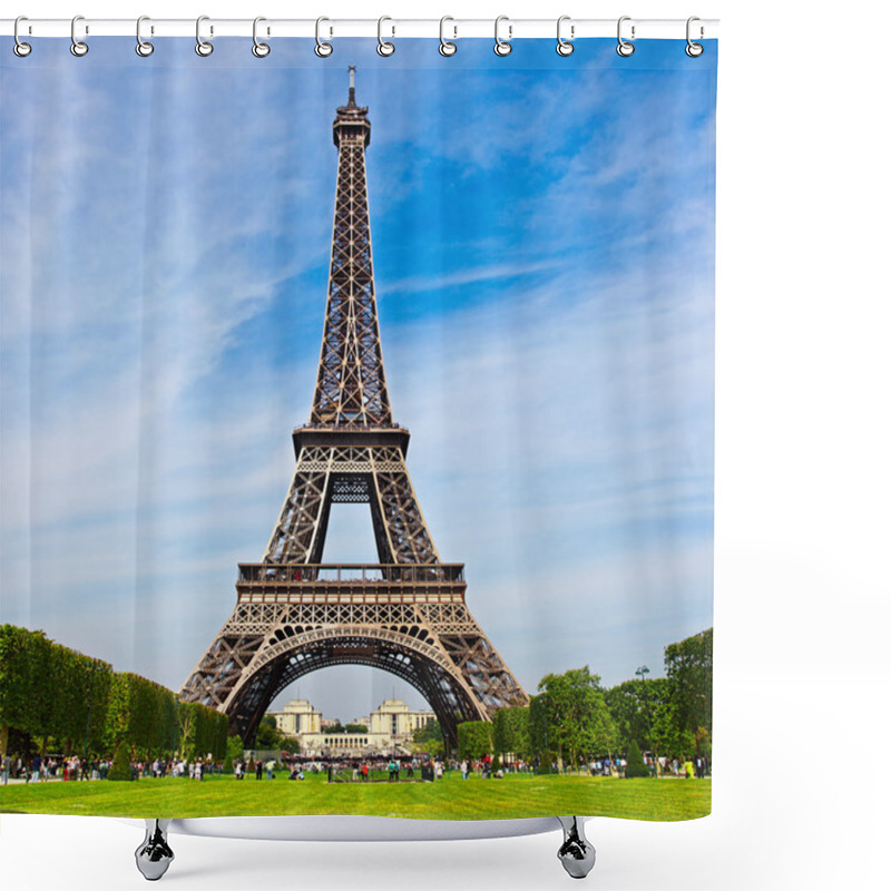 Personality  Eiffel Tower - Paris Shower Curtains