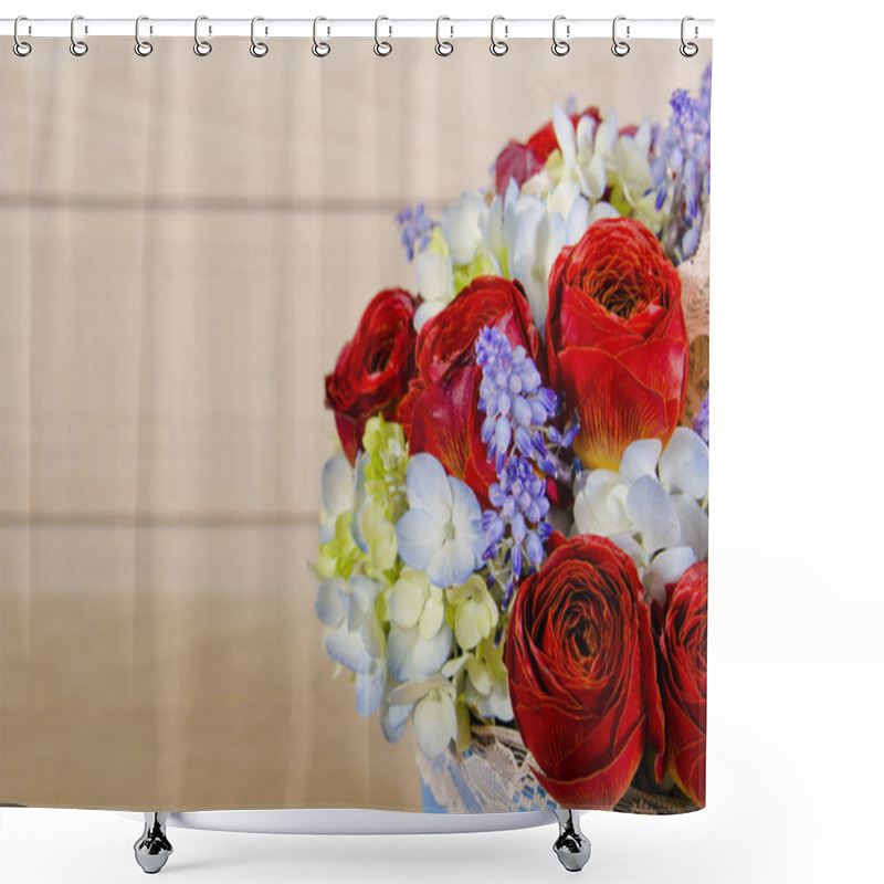 Personality  Beautiful Roses Bouquet Shower Curtains