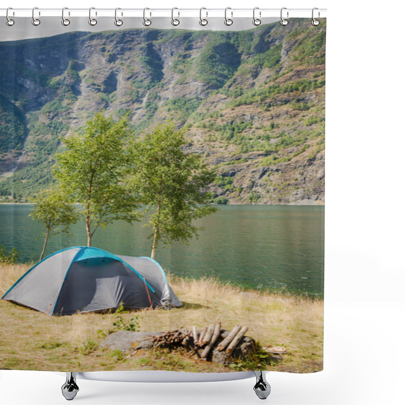 Personality  Tent Shower Curtains