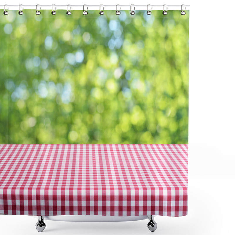 Personality  Empty Table Shower Curtains