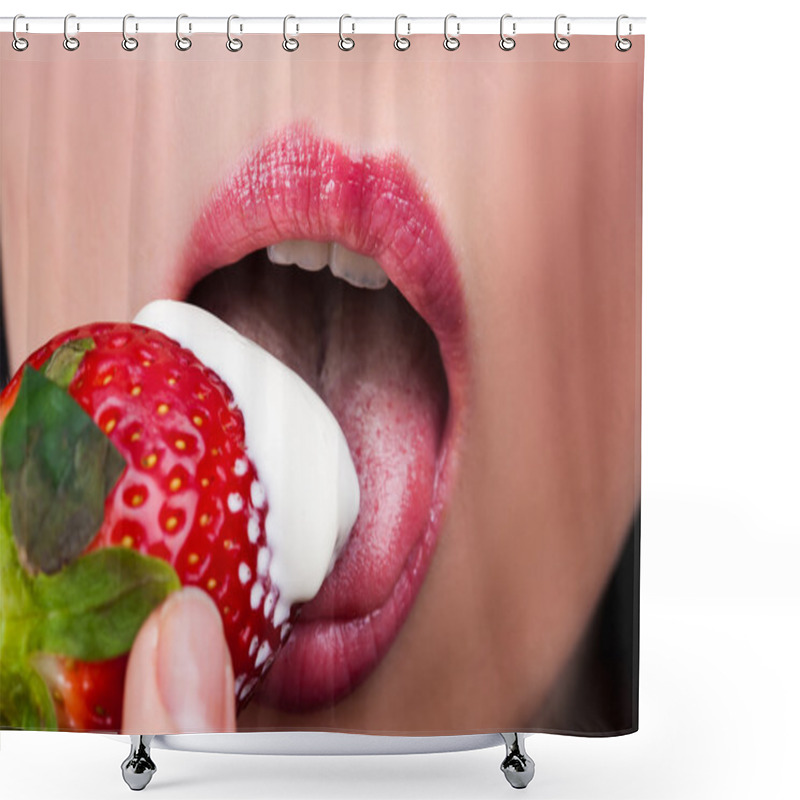 Personality  Women Sexy Mouth Shower Curtains