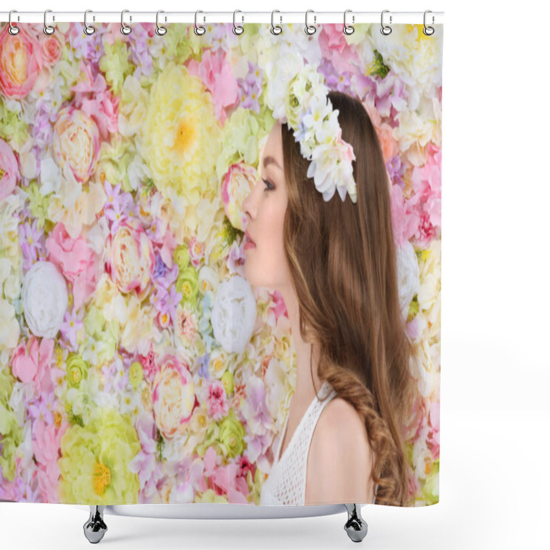 Personality  Side View Of Attractive Young Woman In Floral Wreath Shower Curtains