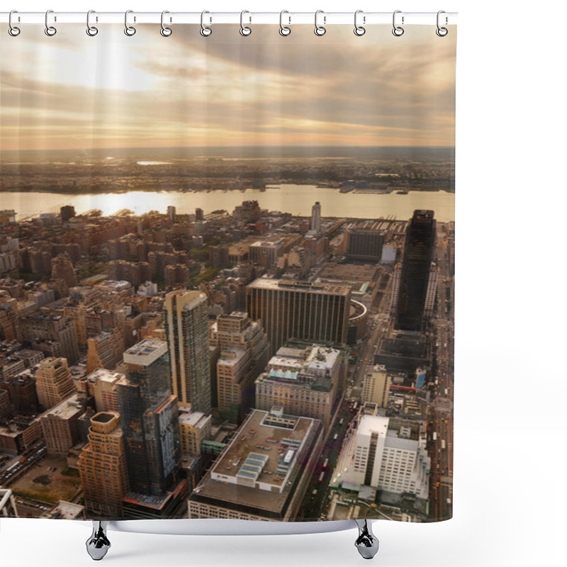 Personality  Hudson River Sunset Shower Curtains