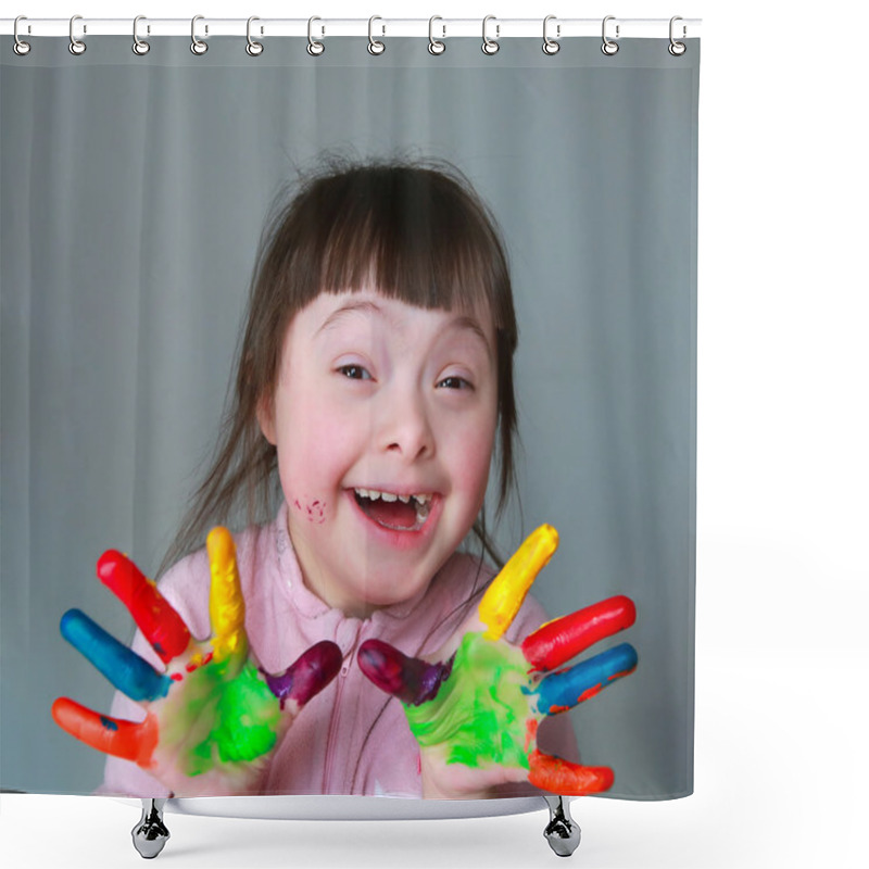 Personality  Cute Little Girl With Painted Hands Shower Curtains