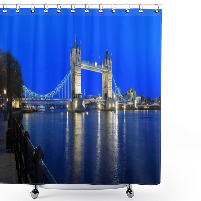 Personality  London Tower Bridge Shower Curtains