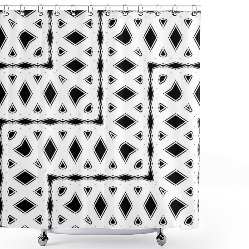 Personality  Design Seamless Monochrome Grid Pattern. Abstract Zigzag Background. Vector Art Shower Curtains