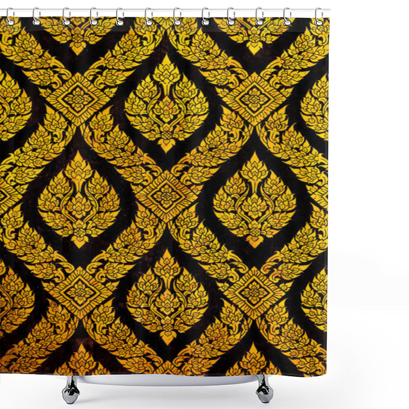 Personality  Traditional Thai Style Gold Painting Shower Curtains