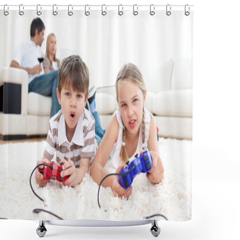 Personality  Lively Children Playing Video Games Shower Curtains