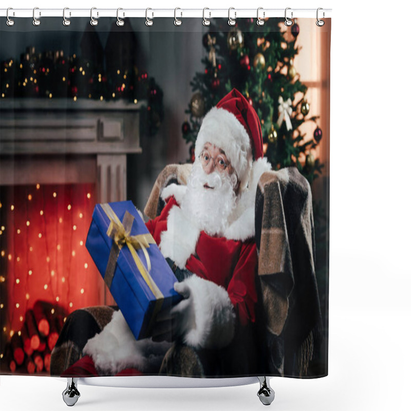 Personality  Santa Claus With Gift Box Shower Curtains