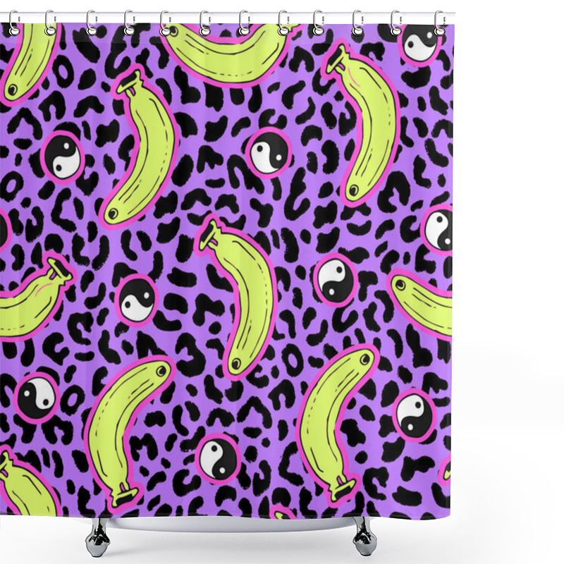 Personality  Seamless Leopard Banana Pattern Shower Curtains