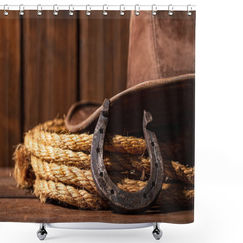 Personality  Horseshoe Hat Lasso Shower Curtains