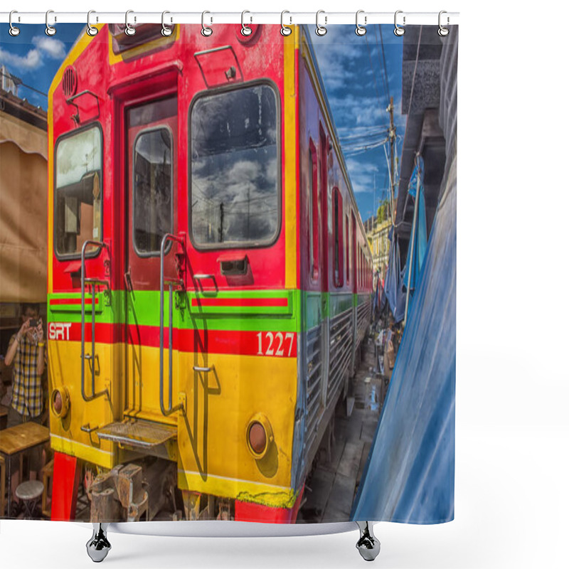 Personality  Tourists Take Photo At The Train Running Through The Most Popula Shower Curtains