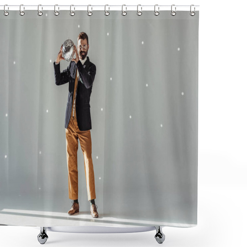 Personality  Handsome Man Holding Disco Ball, Smiling And Looking At Camera On Grey Background Shower Curtains