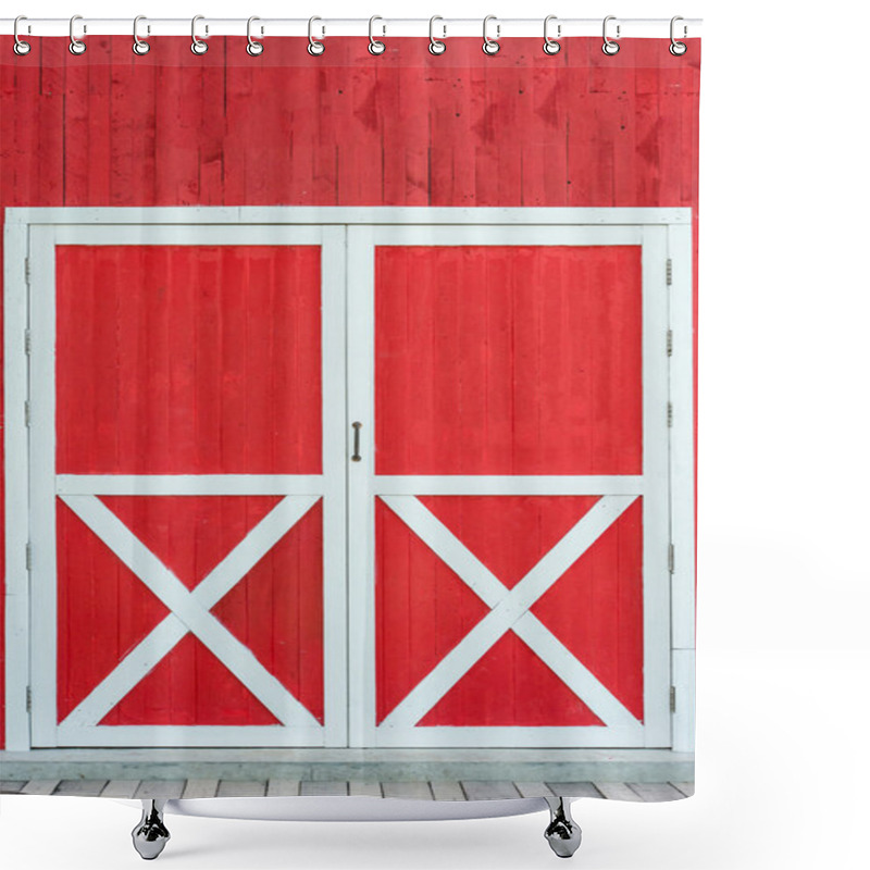 Personality  Red Old Barn Door Shower Curtains