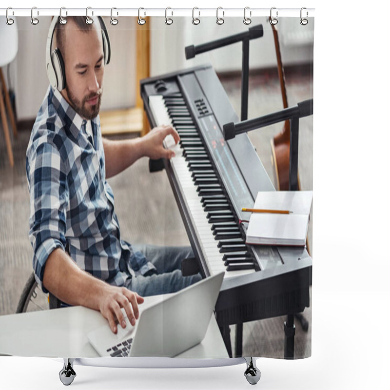 Personality  Disable Musician Checking Out New Material Shower Curtains