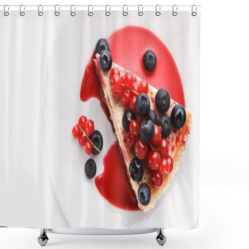 Personality  Cheese Cake New-York With Berries Shower Curtains