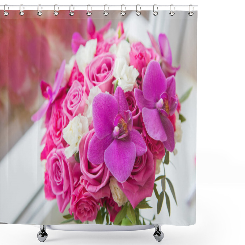 Personality  Bridal Bouquet Of Various Flowers Shower Curtains