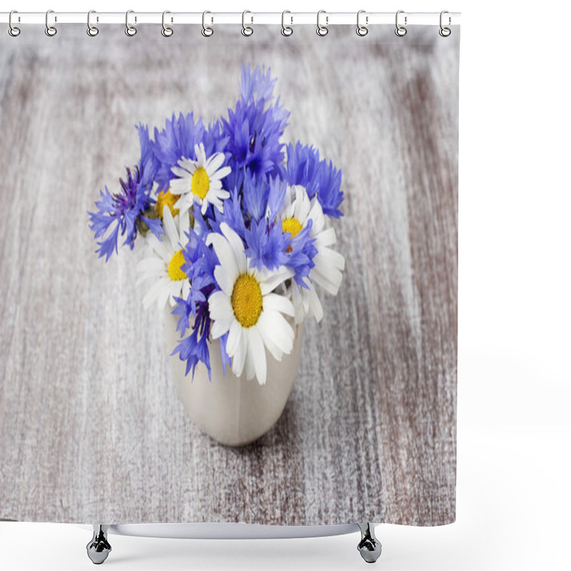 Personality  Bouquet Of Chamomiles And Cornflowers Shower Curtains