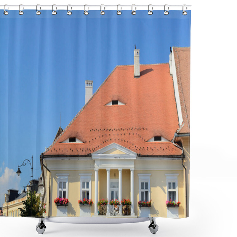 Personality  Medieval House Shower Curtains