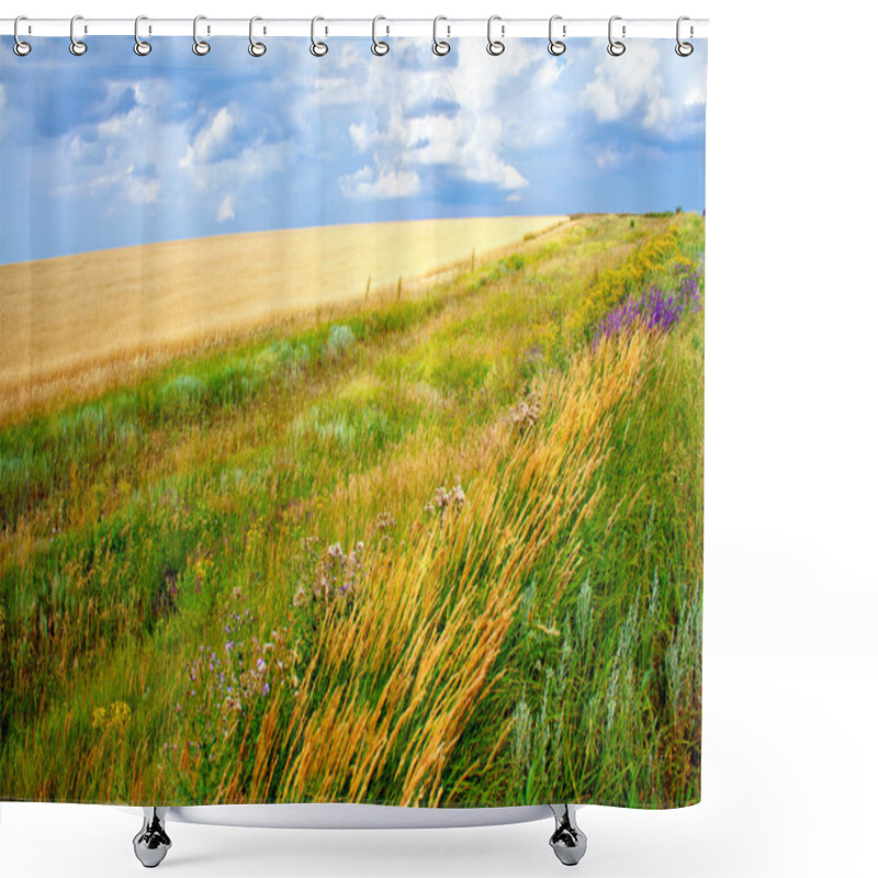 Personality  Green Grass Meadows And Fields Landscape Shower Curtains