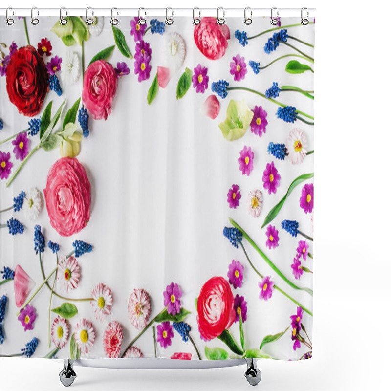 Personality  Wreath Frame With Roses  Shower Curtains