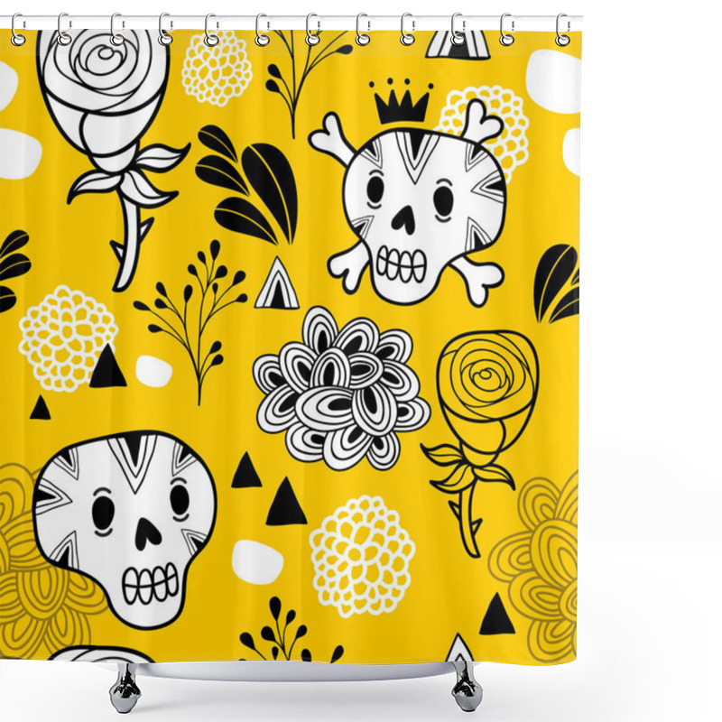 Personality  Seamless Pattern With Skulls Shower Curtains